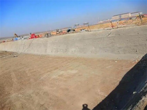 右江高铁桩基础建设